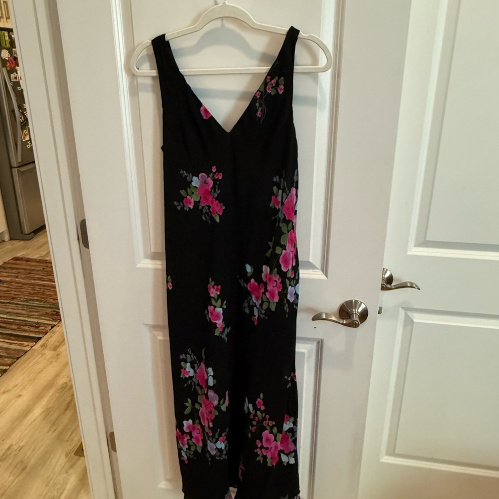 Black Floral Sleeveless Dress